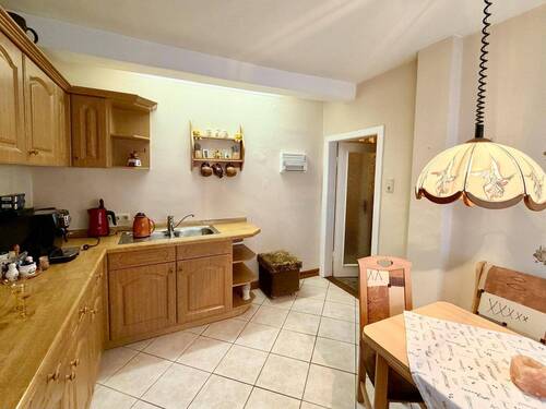 Küche mit Essbereich - 