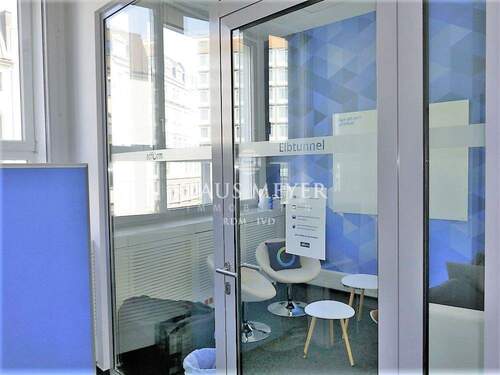 im Büro, 637m² - 