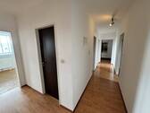 Flur - Etagenwohnung mit 109,00 m&sup2; in Kempten zum Kaufen
