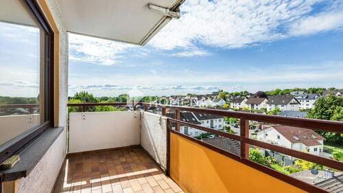 Balkon 1 - Etagenwohnung mit 67,80 m&sup2; in Sulzbach (Taunus) zum Kaufen