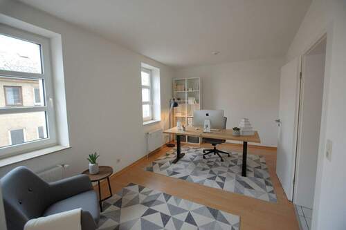 Arbeitszimmer (Home Staging) - 