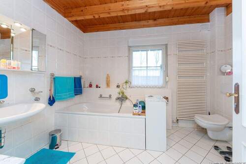 Badezimmer Erdgeschoss - 