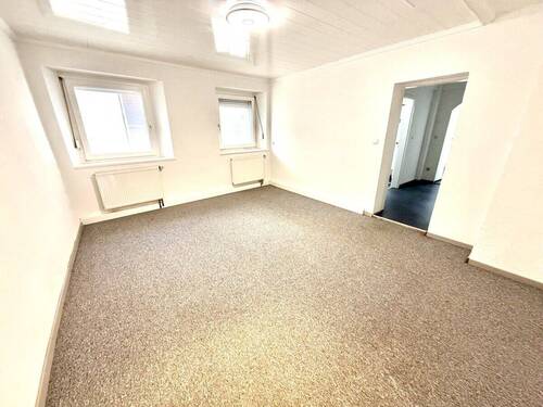 In Ihrem Schlafzimmer - 