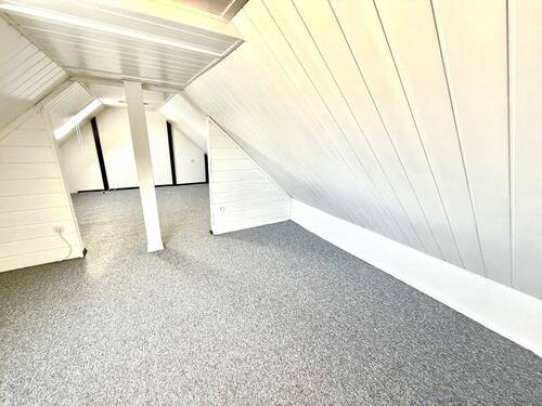 Im Dachgeschoss ... - 