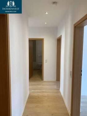 Eingangsbereich - 3 Zimmer Etagenwohnung in Magdeburg
