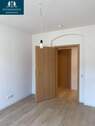 Schlafzimmer zum Flur - 