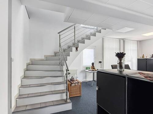 Treppe zum OG - 