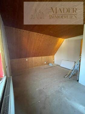 Schlafzimmer mit Ankleide - 