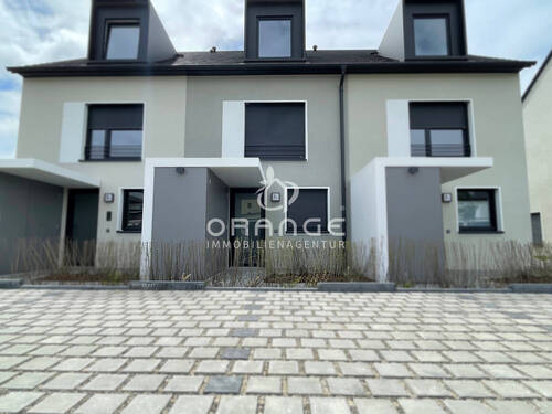 Frontansicht Kopie - ***Finalisieren Sie sich Ihren Wohntraum - KW 55 EE Haus sucht Erstbezieher***