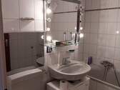 freundliches Badezimmer - 