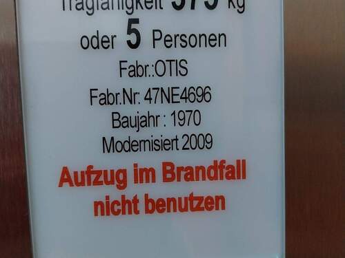 Aufzug 2009 modernisiert - 