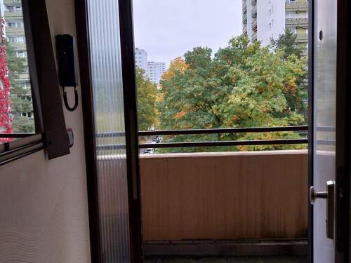 vom Wohnzimmer - Balkon - 