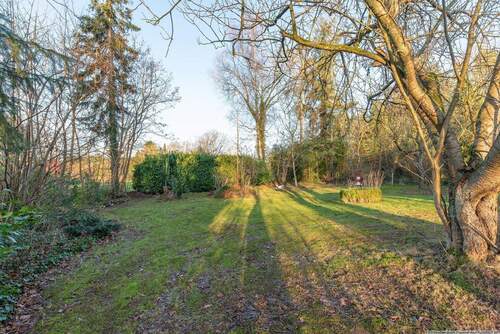 Grundstück 1 - 2 Zimmer Mehrfamilienhaus, Wohnhaus in Langwedel