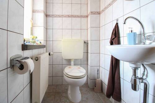 Gäste- WC EG - 