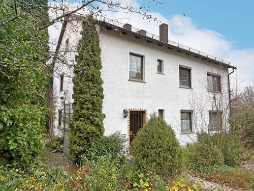 Außen - 6 Zimmer Mehrfamilienhaus, Wohnhaus zum Kaufen in Ködnitz