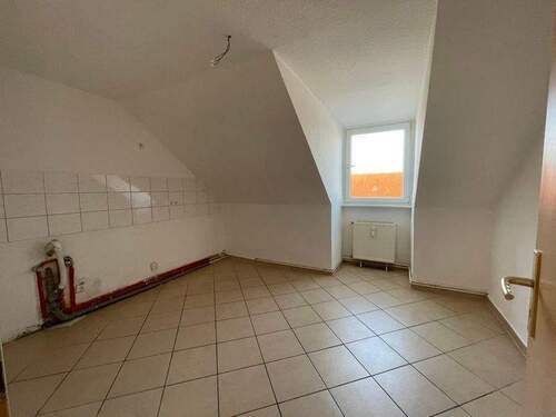 Beispiel_Küche - Hamburger 31_DG - 3 Zimmer Etagenwohnung in Nauen