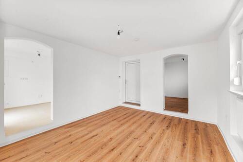 Wohnen/Essen - 2 Zimmer Etagenwohnung zum Kaufen in Stuttgart