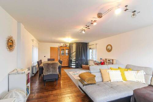 Wohnzimmer Haus 1 - 8 Zimmer Einfamilienhaus in Hennef (Sieg)