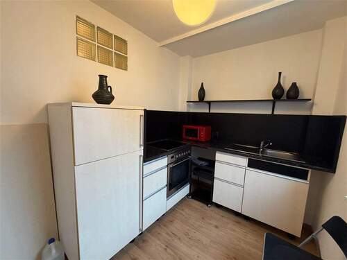 hochwertige Einbauküche - Etagenwohnung mit 38,00 m&sup2; in Nürnberg zur Miete