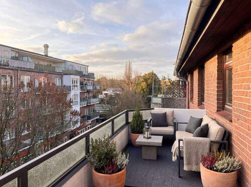 Sonniger West-Balkon - 3 Zimmer Etagenwohnung zum Kaufen in Hamburg