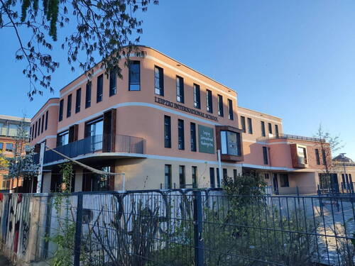 international school - 
