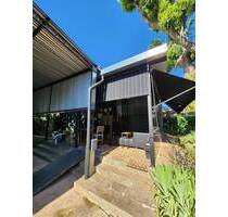 Kleines Einfamilienhaus auf schönem Grundstück - Luque