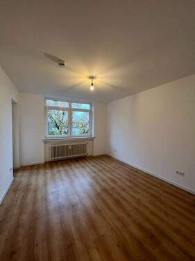 Zimmer 1 - Ansicht 1 - 3 Zimmer Etagenwohnung in Bremen