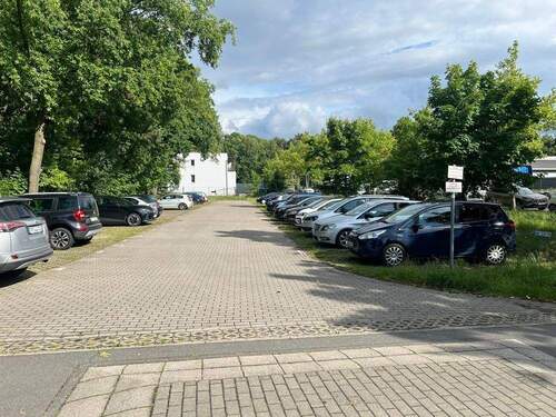 Parkplatz - 