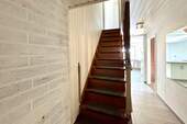 Treppe ins Obergeschoss - 