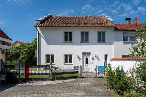 SO100152-1 - 6 Zimmer Einfamilienhaus zum Kaufen in Straubing