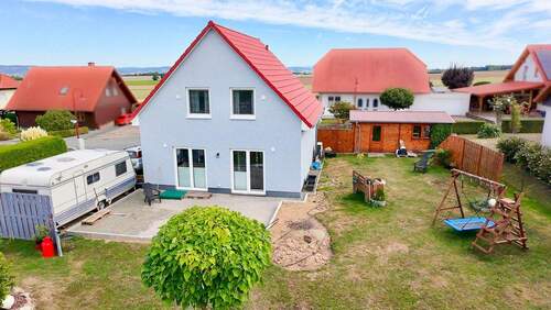 3 Gebäuderückseite - 4 Zimmer Einfamilienhaus in Einbeck