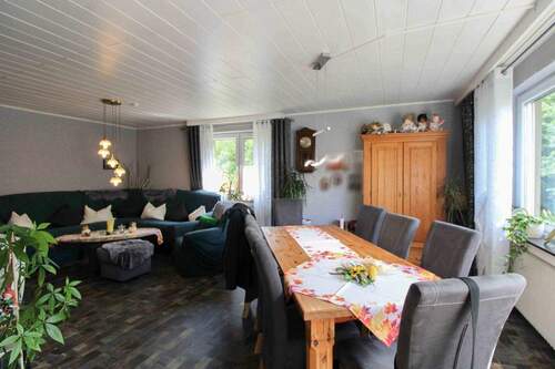 Wohnzimmer - 3 Zimmer Bungalow in Bielefeld