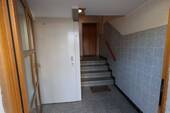 Hausflur - 1 Zimmer Mehrfamilienhaus, Wohnhaus in Bochum