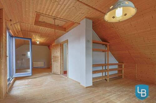 Wohnlich ausgebautes Dachgeschoss - 