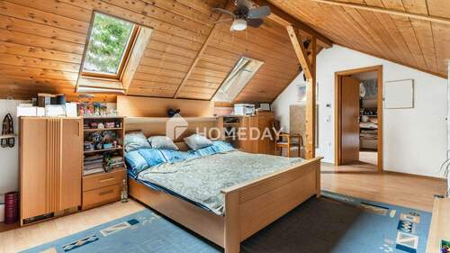 1. OG Elternschlafzimmer 1 - 