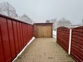 Auffahrt und Garage - 