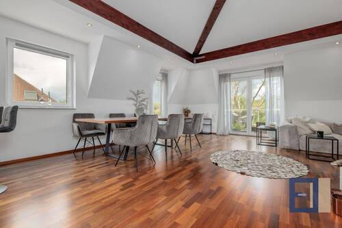 Wohnzimmer - 3 Zimmer Etagenwohnung zum Kaufen in Mörfelden-Walldorf