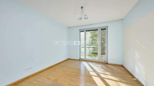 Zimmer 2 - 