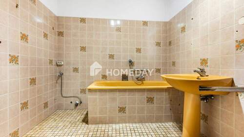 2. OG Badezimmer 1 2 - 