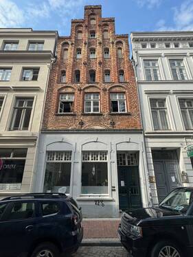 Objekt - Mehrfamilienhaus, Wohnhaus mit 489,00 m² in Lübeck / Innenstadt zum Kaufen