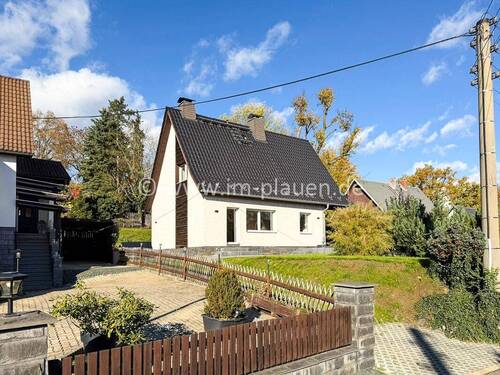 Hausansicht - Einfamilienhaus mit 97,00 m² in Plauen zur Miete