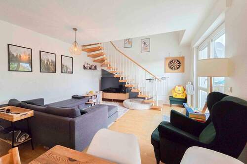 Wohnzimmer - 4 Zimmer Einfamilienhaus zum Kaufen in Köln