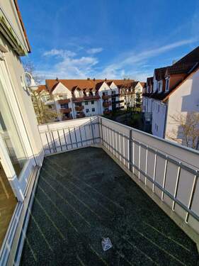 sonniger Balkon - 