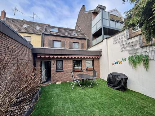 Rückansicht - Reihenmittelhaus mit 136,90 m&sup2; in Krefeld zum Kaufen