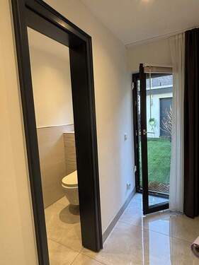 EG Gäste-WC und Garten - 