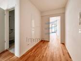 Flur - 3 Zimmer Etagenwohnung in Nauen