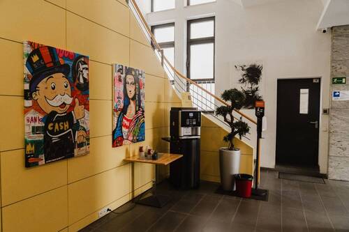 Treppenhaus + Kaffeemaschine - 
