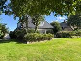 Toller Garten mit Baumbestand.jpg - 