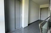 Beispiel Aufzug/Wohnungseingang - 