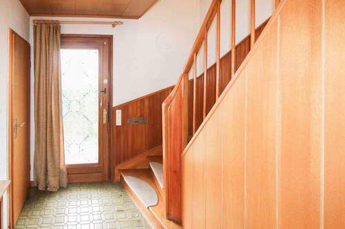 Eingangsbereich - 5 Zimmer Einfamilienhaus zum Kaufen in Krefeld